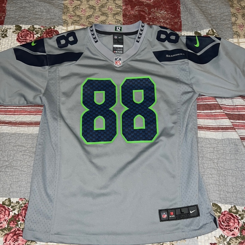 Nike on field Seattle Seahawks graham 88 gray jersey large